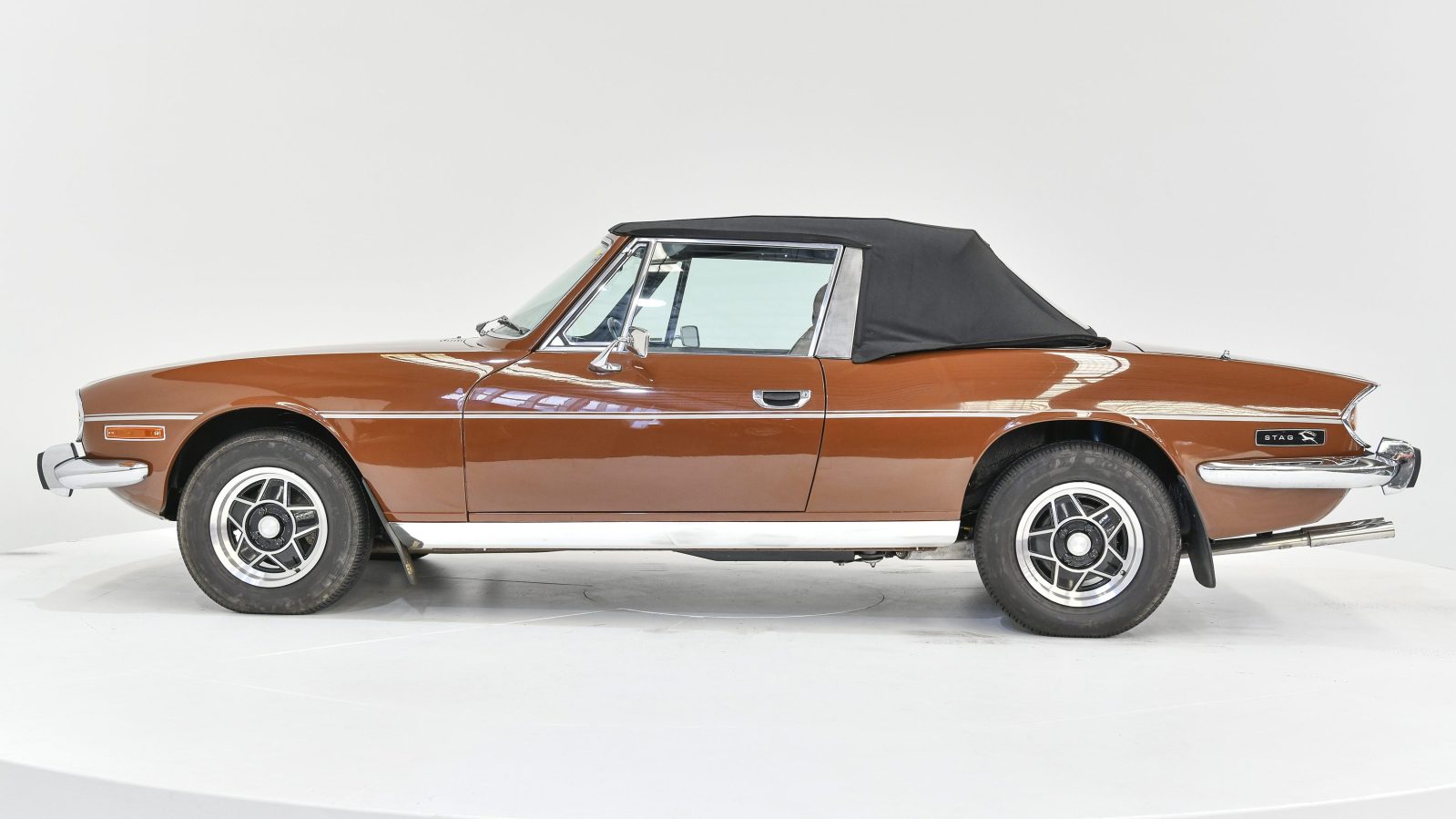 1977 Triumph Stag.