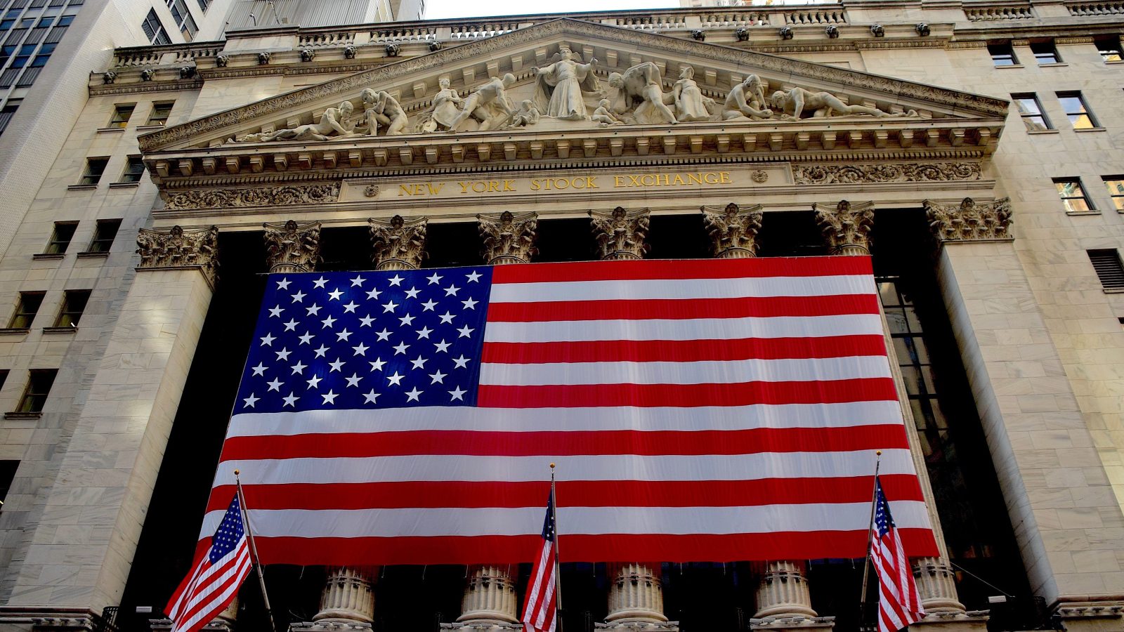 New York Stock Exchange with US flags