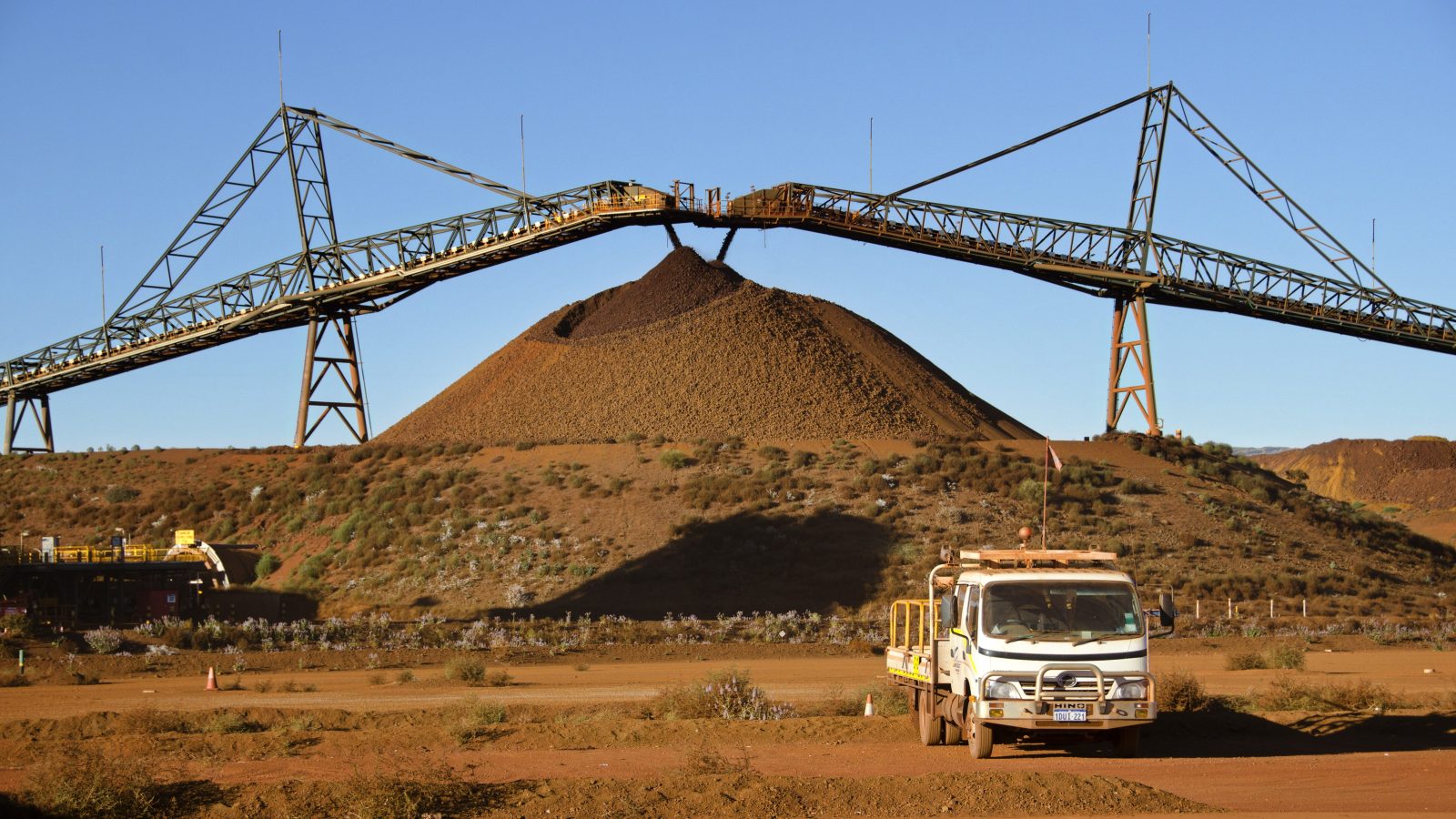 Ore handling plant