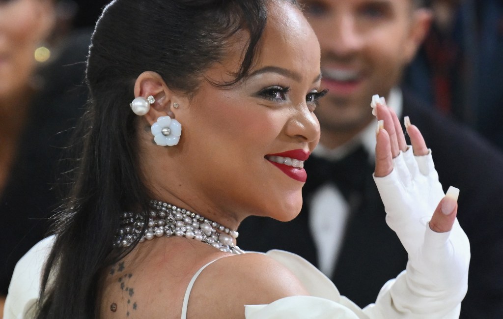Rihanna's Savage x Fenty Secures $125 Million to Continue Growth