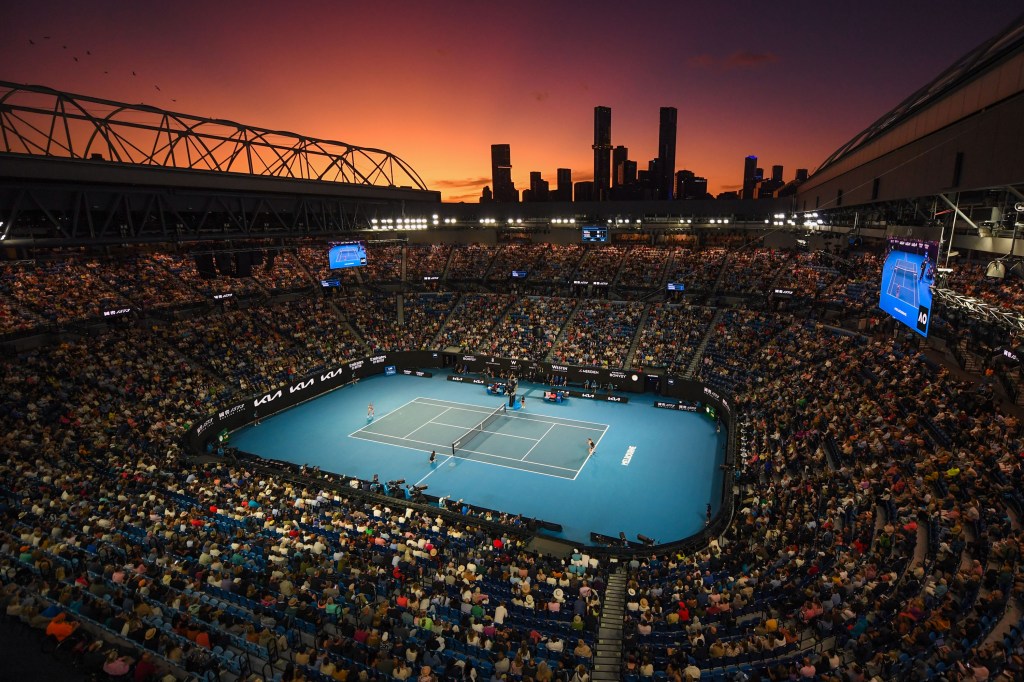 A general view of sunset as Victoria Azarenka of Belarus plays Elena Rybakina of Kazakhstan on Rod Laver Arena, Day 11 of the 2023 Australian Open at Melbourne Park, Thursday, January 26, 2023. MANDATORY PHOTO CREDIT Tennis Australia/ MORGAN HANCOCK