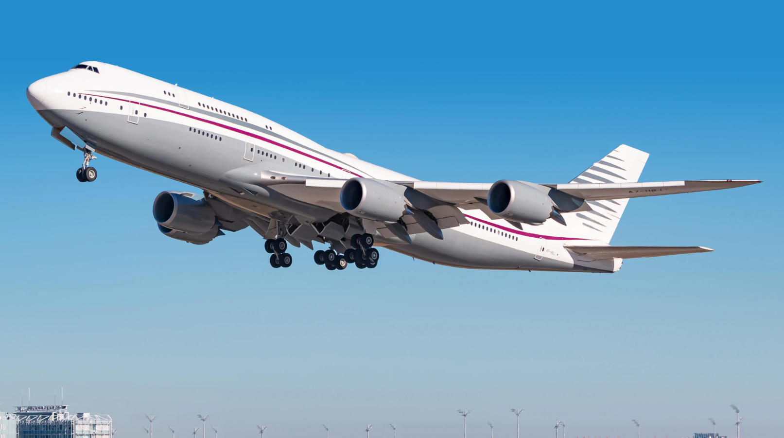 Why the Qataris are happy to dump their 747 on Trump