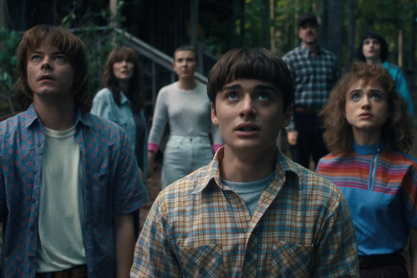 STRANGER THINGS. (L to R) Charlie Heaton as Jonathan Byers, Winona Ryder as Joyce Byers, Millie Bobby Brown as Eleven, Noah Schnapp as Will Byers, David Harbour as Jim Hopper, Natalia Dyer as Nancy Wheeler, and Finn Wolfhard as Mike Wheeler in STRANGER THINGS.