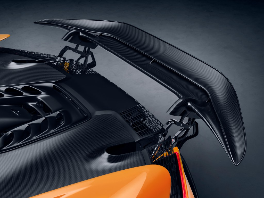 The active longtail wing extends over 300mm to deliver up to 1000kg of downforce. Image: Supplied