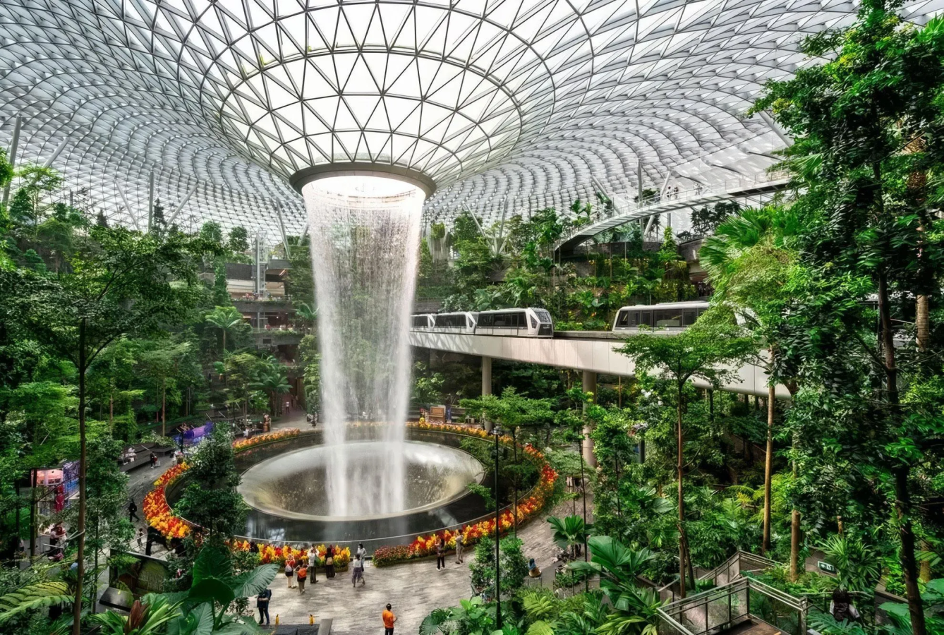 The world's best airlines and airports of 2025