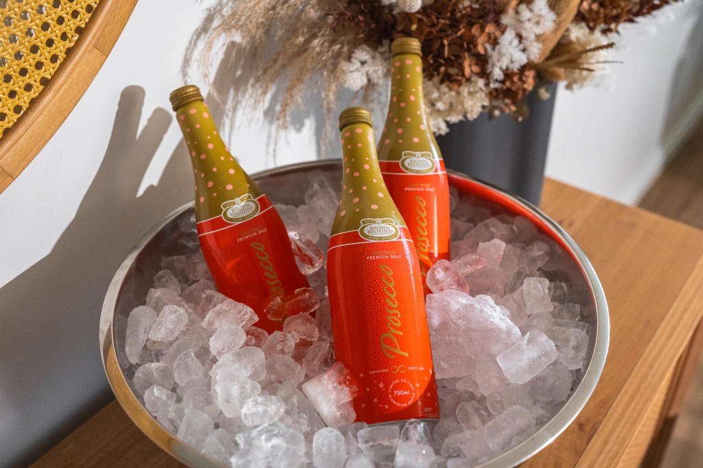 Brown Brothers aluminium bottle